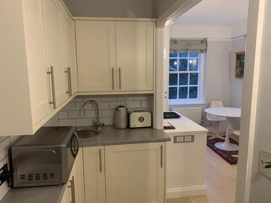 South Kensington Studio Лондон Екстериор снимка