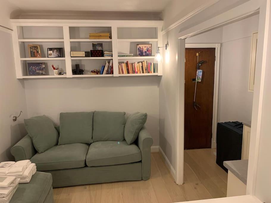 South Kensington Studio Лондон Екстериор снимка